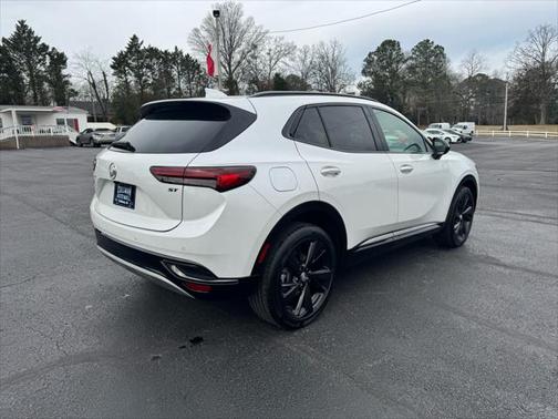 2023 Buick Envision FWD 4dr Essence