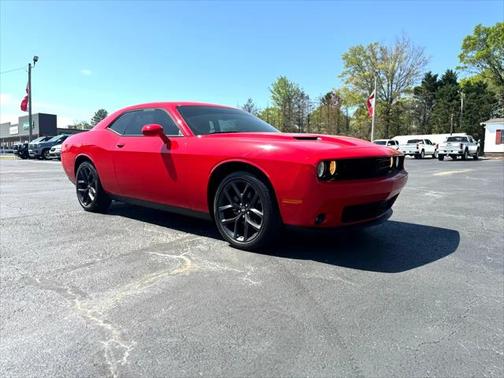 2022 Dodge Challenger SXT