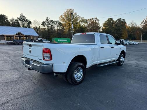 2024 RAM 3500 Big Horn 4x4 Crew Cab 8' Box
