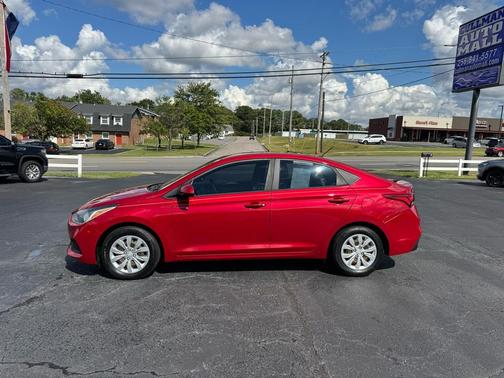 2018 Hyundai Accent SE