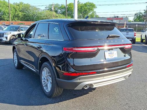 2025 Lincoln Corsair Premiere