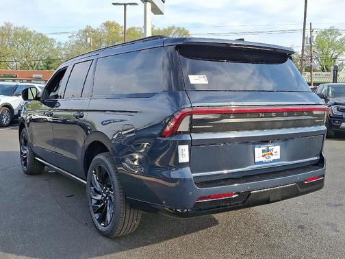 2025 Lincoln Navigator L Reserve