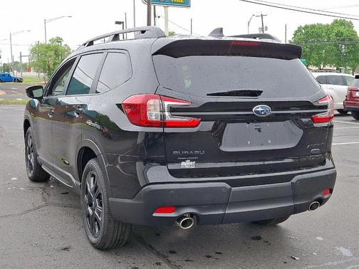 2025 Subaru Ascent Onyx Edition Touring