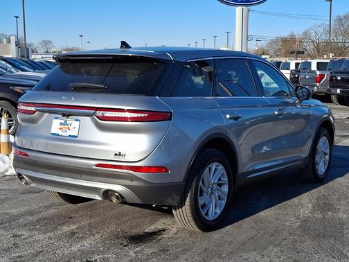 2023 Lincoln Corsair Standard