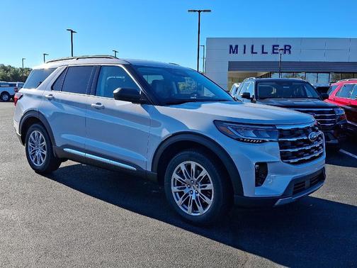 2025 Ford Explorer Active