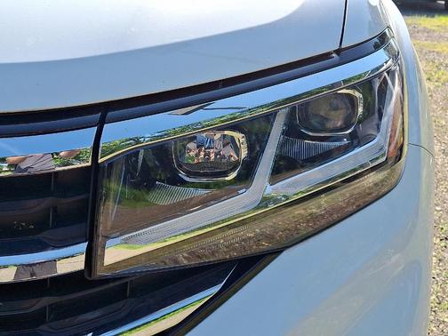 2021 Volkswagen Atlas 3.6 V6 SE w/ Technology R-Line