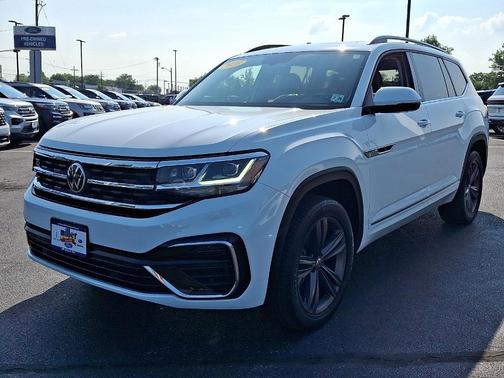 2021 Volkswagen Atlas 3.6 V6 SE w/ Technology R-Line