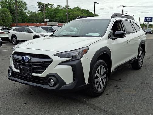 Crystal White Pearl 2025 Subaru Outback Premium