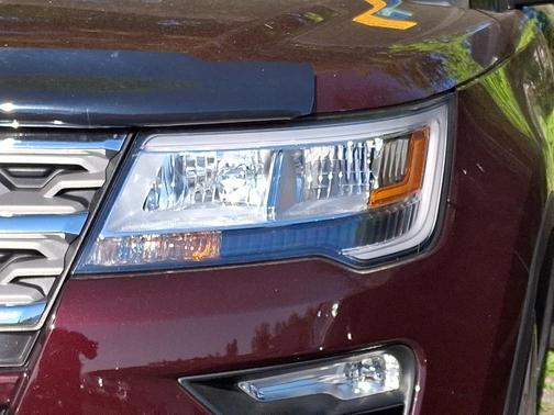 Burgundy Velvet Metallic Tinted Clearcoat 2018 Ford Explorer XLT