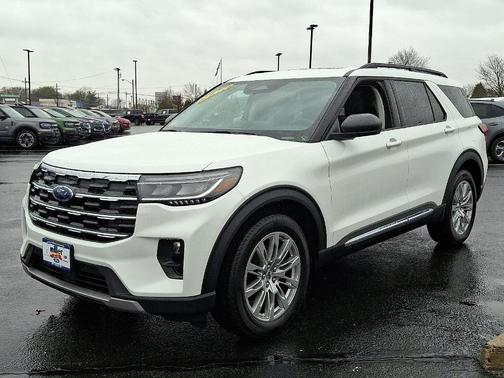 2025 Ford Explorer Active