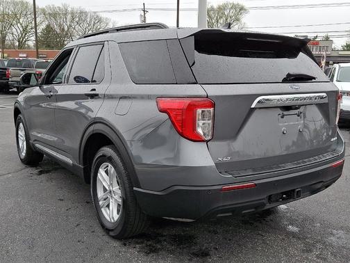 Carbonized Gray Metallic 2024 Ford Explorer XLT
