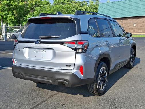 2025 Subaru Forester 2.5i Premium