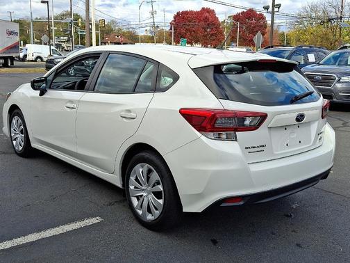 2022 Subaru Impreza Base