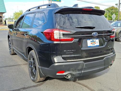 2025 Subaru Ascent Onyx Edition Touring