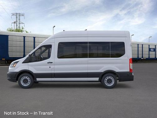 2025 Ford Transit-350