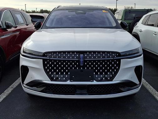 2025 Lincoln Nautilus Reserve