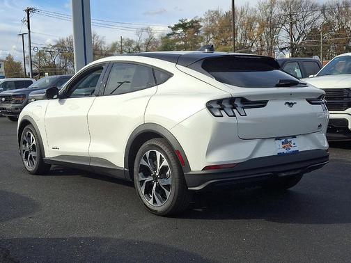 2025 Ford Mustang Mach-E Select