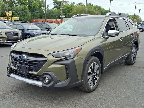 2025 Subaru Outback Touring XT