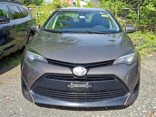 Falcon Gray Metallic 2018 Toyota Corolla LE