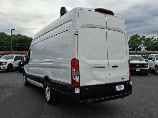 Oxford White 2022 Ford E-Transit Base