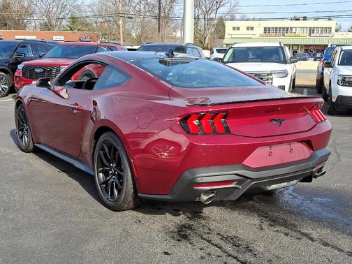 2025 Ford Mustang EcoBoost