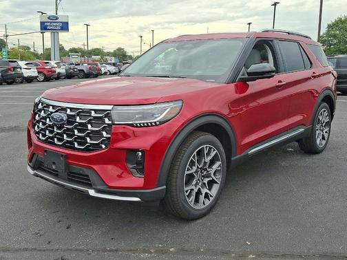 2025 Ford Explorer Platinum