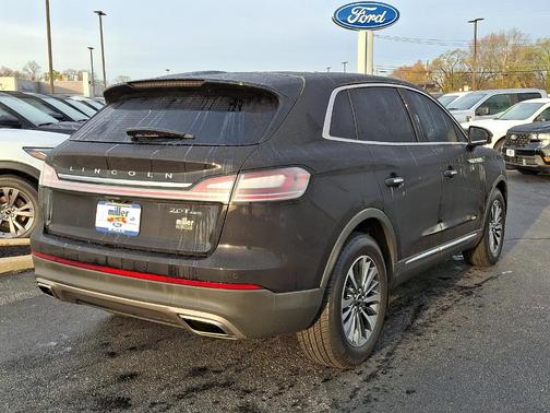 2020 Lincoln Nautilus Reserve