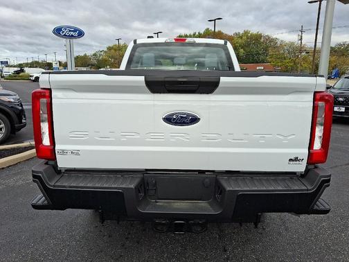 2025 Ford F-250 XL