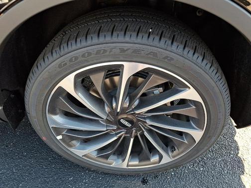 Infinite Black Metallic 2026 Lincoln Aviator Reserve AWD