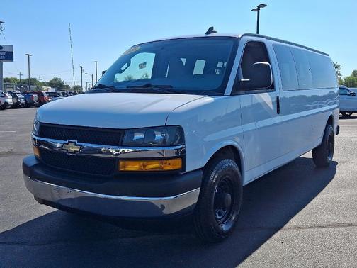 2018 Chevrolet Express 3500 LT