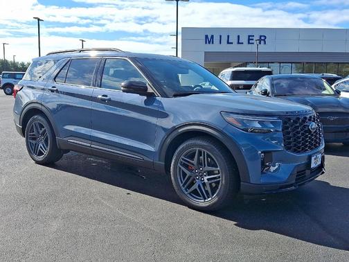 2025 Ford Explorer ST