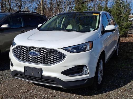 Star White Metallic Tri-Coat 2023 Ford Edge SEL