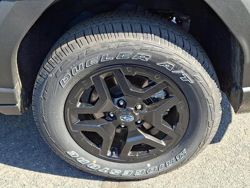 Geyser Blue 2026 Subaru Outback Wilderness