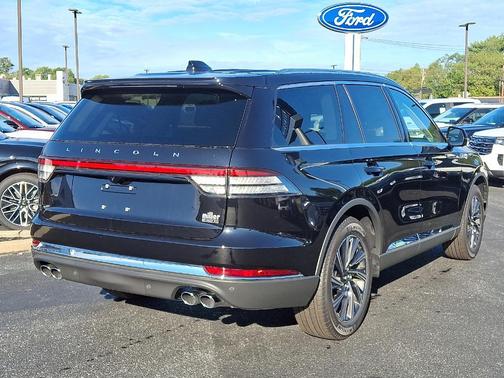 2025 Lincoln Aviator Premiere