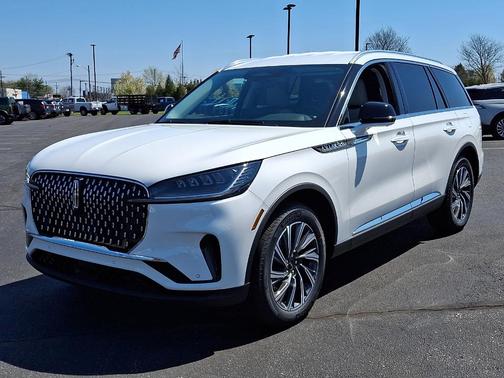 Pristine White 2026 Lincoln Aviator Premiere