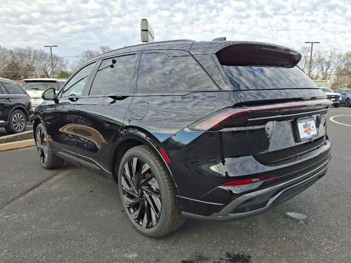 2025 Lincoln Nautilus Reserve