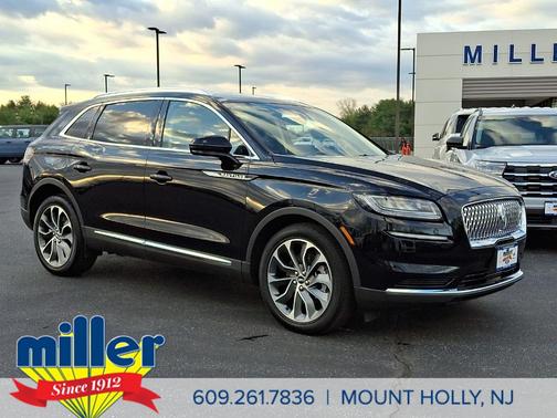 Infinite Black Metallic 2023 Lincoln Nautilus Reserve