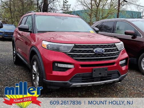 Rapid Red Metallic Tinted Clearcoat 2020 Ford Explorer XLT