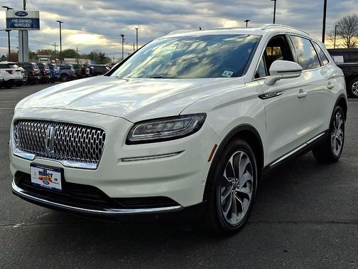 Pristine White 2023 Lincoln Nautilus Reserve