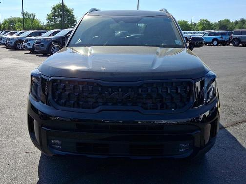 Ebony Black 2025 Kia Telluride SX