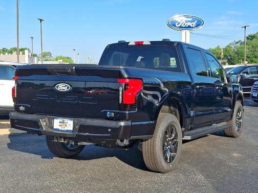 2025 Ford F-150 Lightning Flash