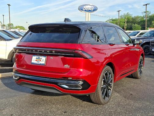 Red Carpet Metallic Tinted Clearcoat 2026 Lincoln Nautilus Reserve