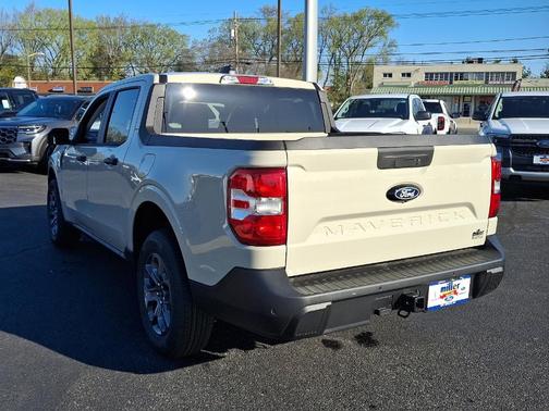 2025 Ford Maverick XLT
