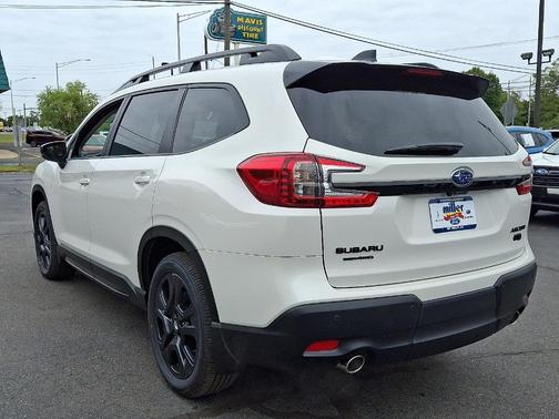 2025 Subaru Ascent Onyx Edition Touring