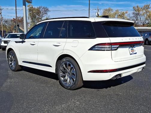 2025 Lincoln Aviator Premiere