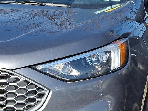 Carbonized Gray Metallic 2023 Ford Edge SEL