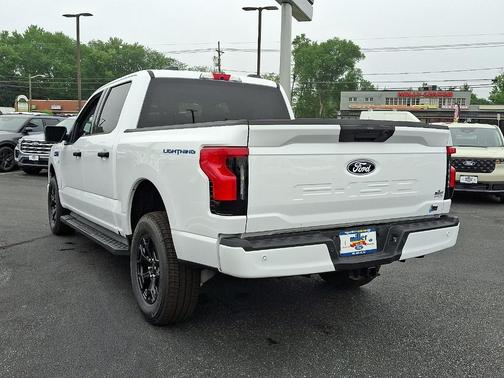 2025 Ford F-150 Lightning XLT