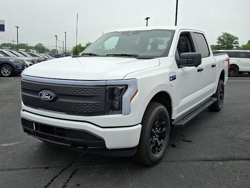 2025 Ford F-150 Lightning XLT