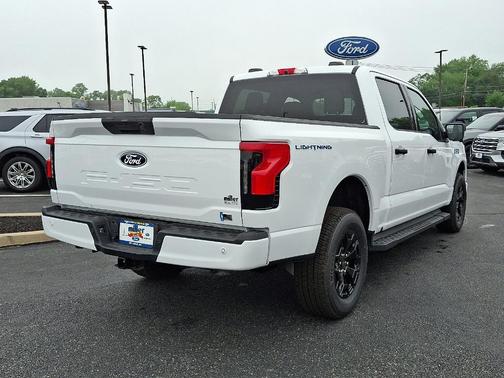 2025 Ford F-150 Lightning XLT