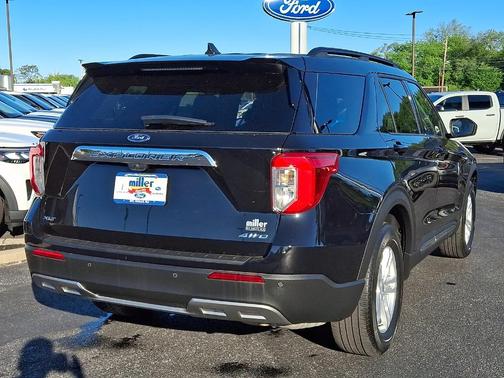 Agate Black Metallic 2023 Ford Explorer XLT